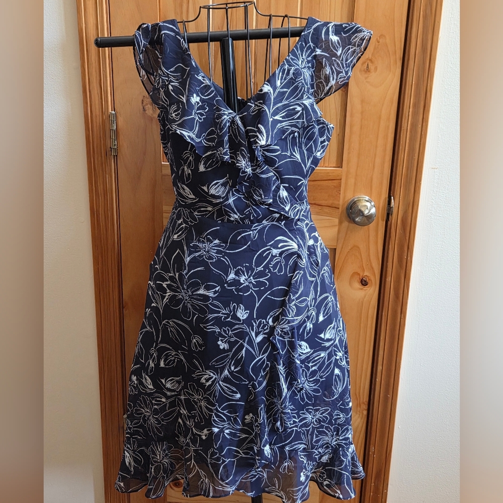 Women's Navy Blue White Sleeveless Dress Size 4 London Times